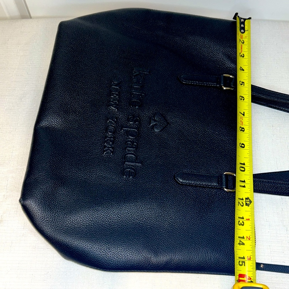Kate Spade New York Larchmont Avenue Logo Black Leather Penny Tote Bag - Picture 13 of 17